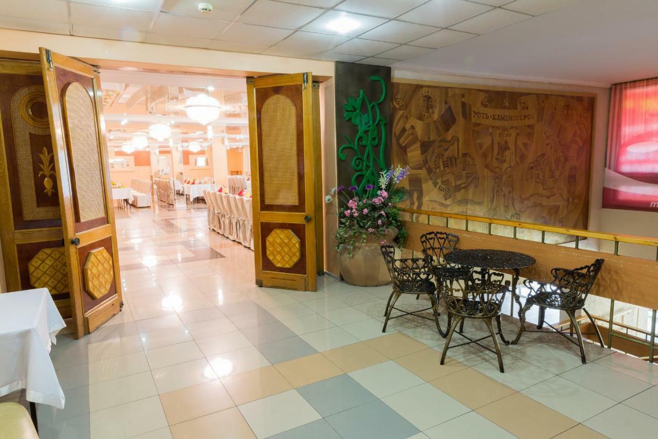 Tourist Hotel Ust-Kamenogorsk Exterior photo