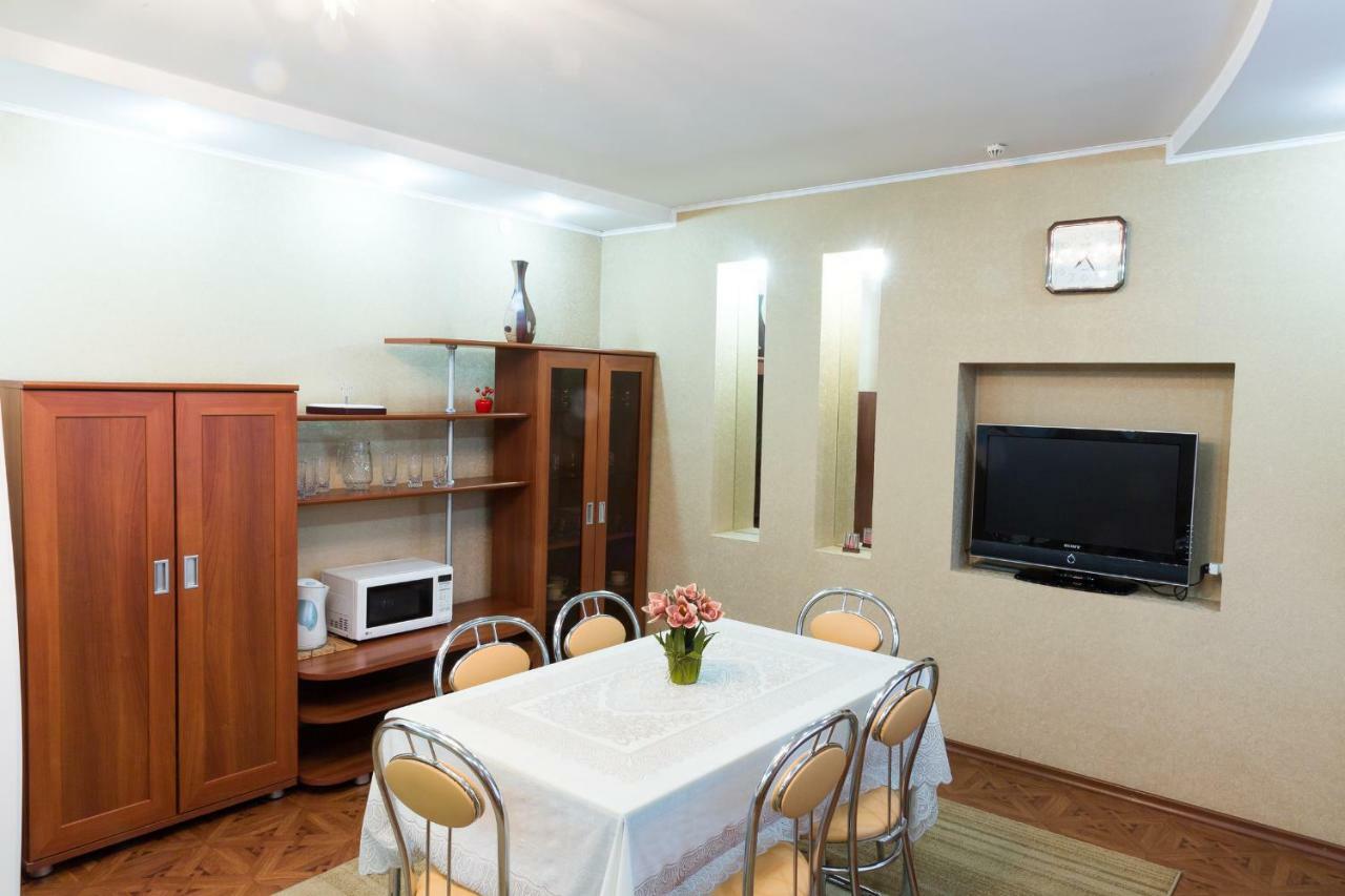 Tourist Hotel Ust-Kamenogorsk Exterior photo