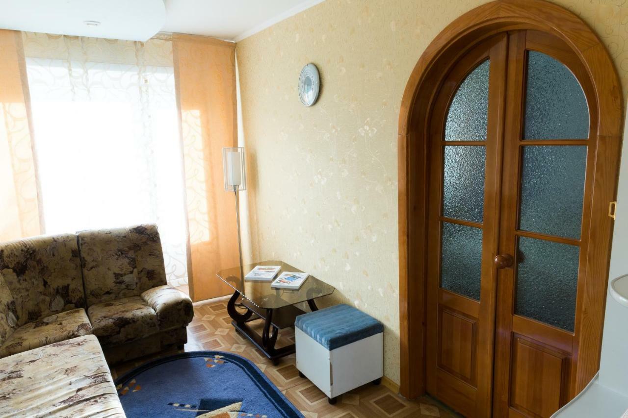 Tourist Hotel Ust-Kamenogorsk Exterior photo