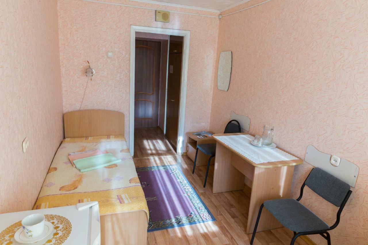 Tourist Hotel Ust-Kamenogorsk Exterior photo
