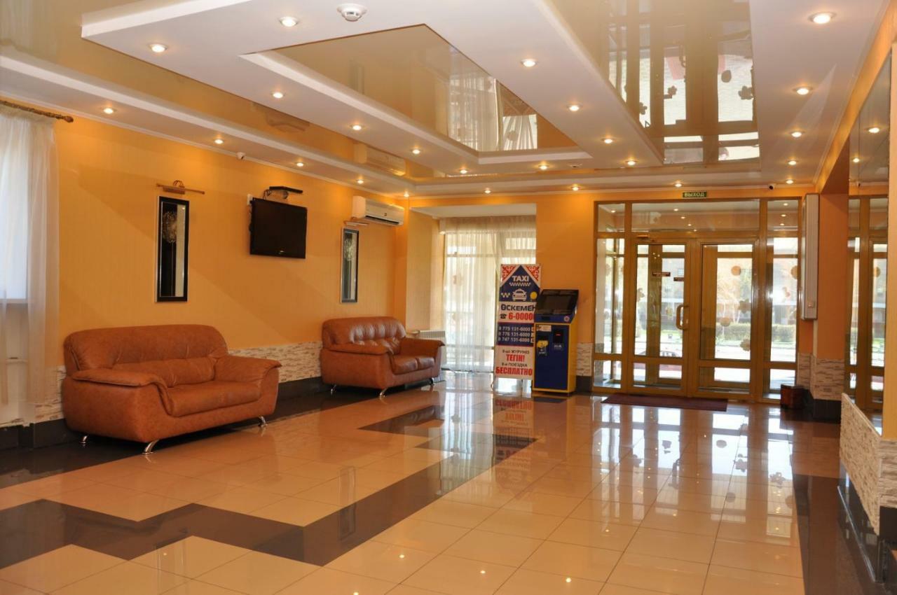 Tourist Hotel Ust-Kamenogorsk Exterior photo